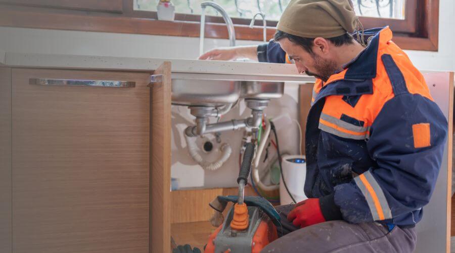 Local annual plumbing maintenance in Kemah, TX